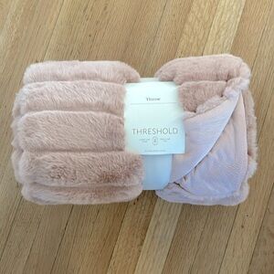 Soft Plush Light Pink Throw Blanket